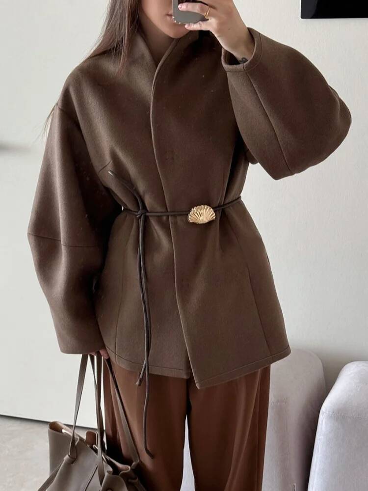 Chic Women's Solid Woolen Coat - Street Fashion Taiwan 评论和价格