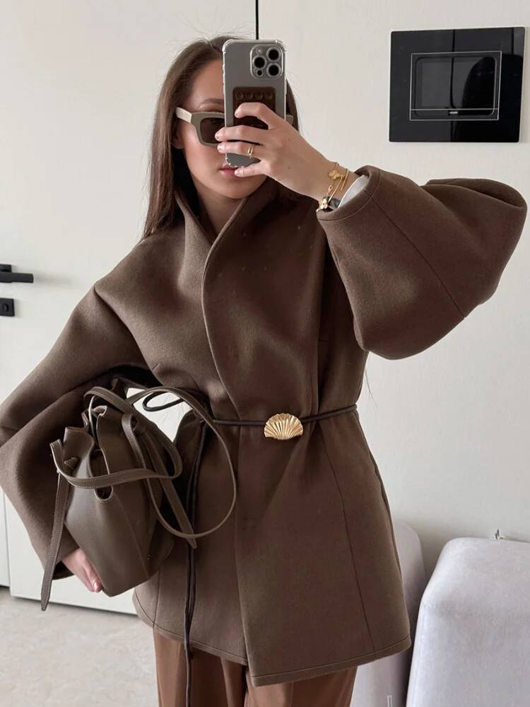 Chic Women's Solid Woolen Coat - Street Fashion Taiwan 评论和价格