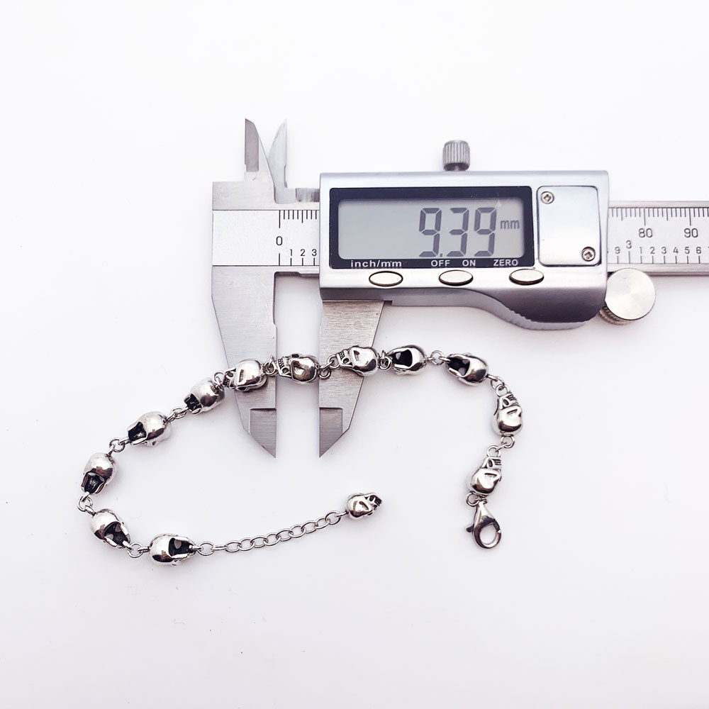 Skulls Link Chain Bracelets Pu - Street Fashion Europe 评论和价格