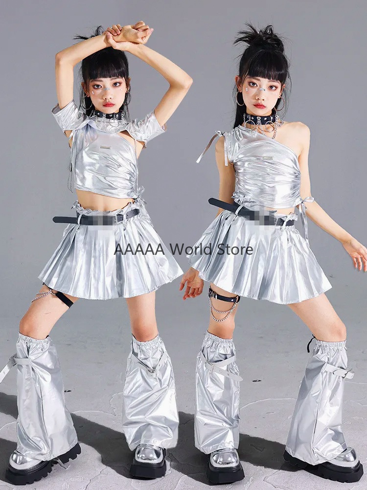 Cosplay Silver Crop Top Pleate - Street Fashion Europe 评论和价格