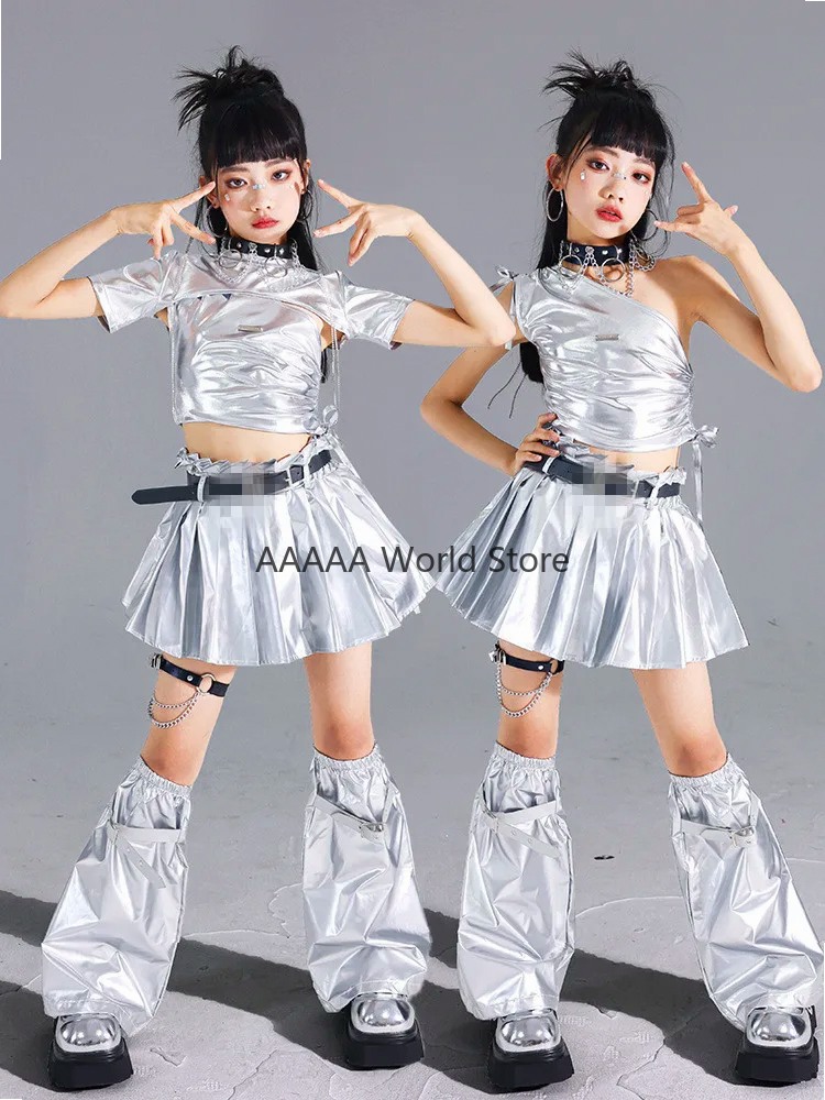 Cosplay Silver Crop Top Pleate - Street Fashion Europe 评论和价格